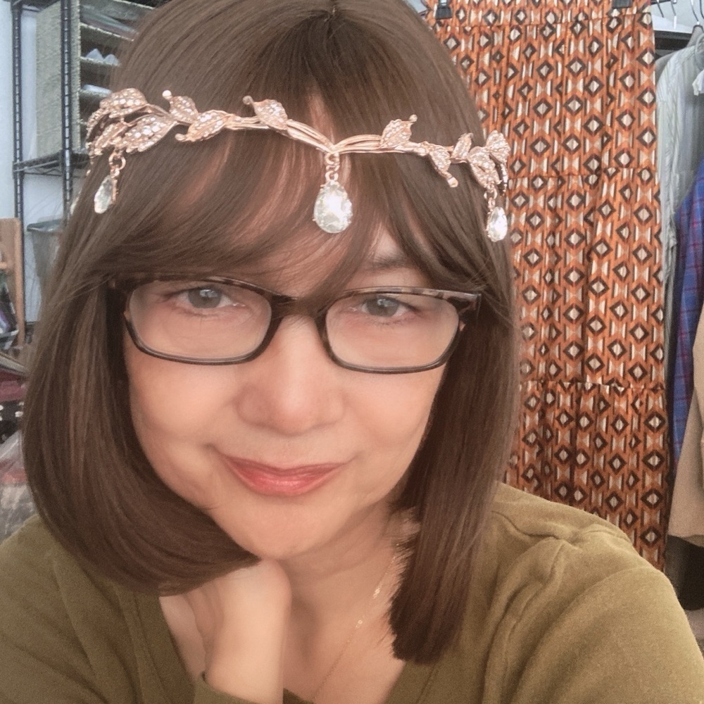 Bellady Gold Leaf Tiara Headband with Dangling Crystals Theme Party Events - Picture 4 of 4